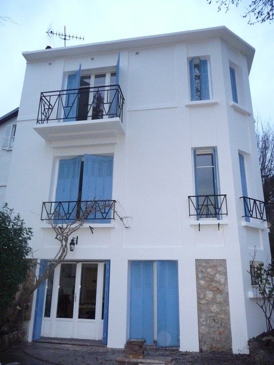Traitement anti-fissures à Sèvres : la façade après les travaux réalisés par ATRED
