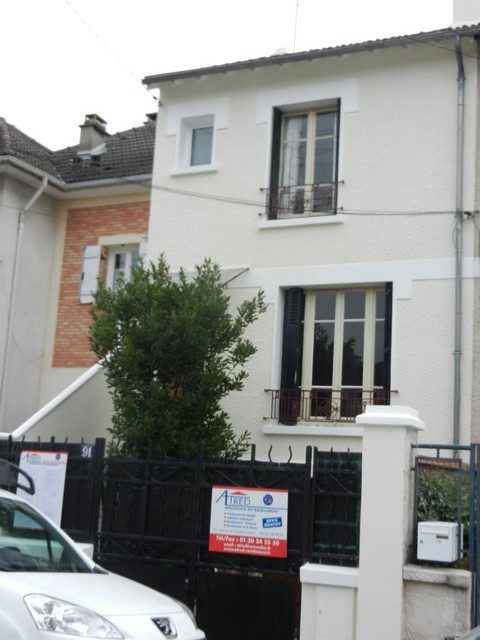 Ravalement peinture à Versailles : la façade après les travaux réalisés par ATRED